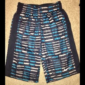 Nike dry fit basketball shorts